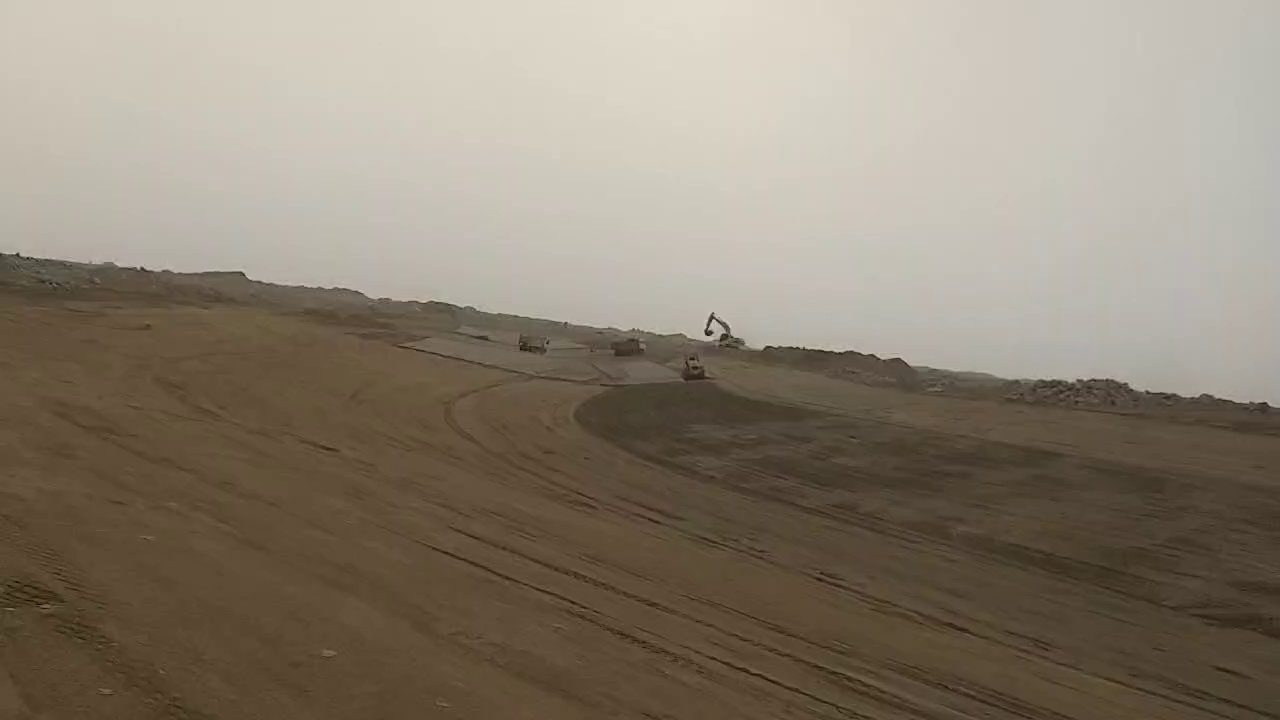 أعمال القطع والردم مشروع الطايف